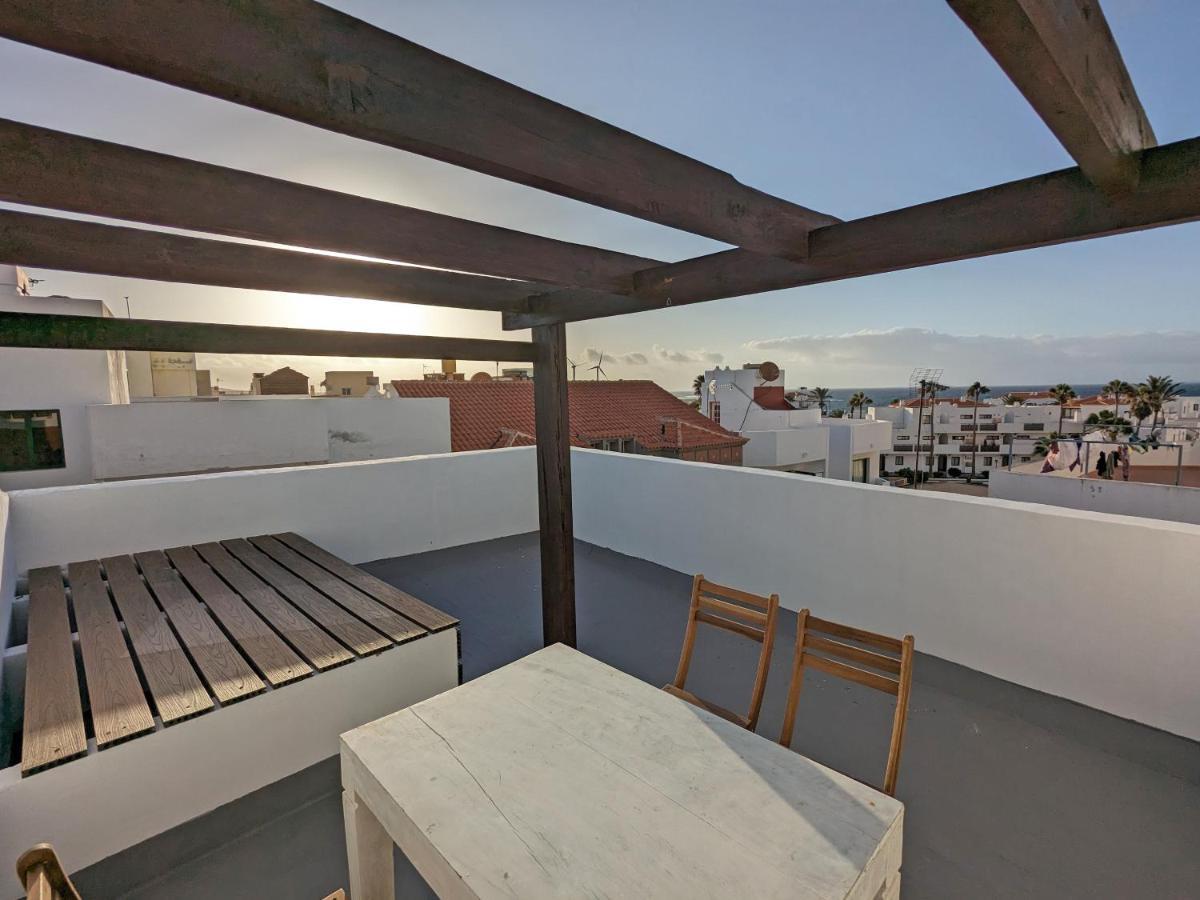 Casa Vista Surf - Beautiful Apartment W/ Terrace & Balcony Корралехо Екстер'єр фото